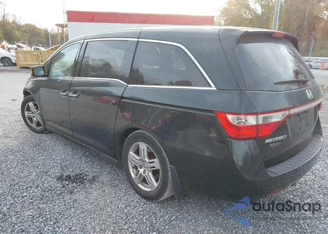 2011 Honda Odyssey Touring/Touring Elite from USA, damaged, VIN 5FNRL5H93BB091784